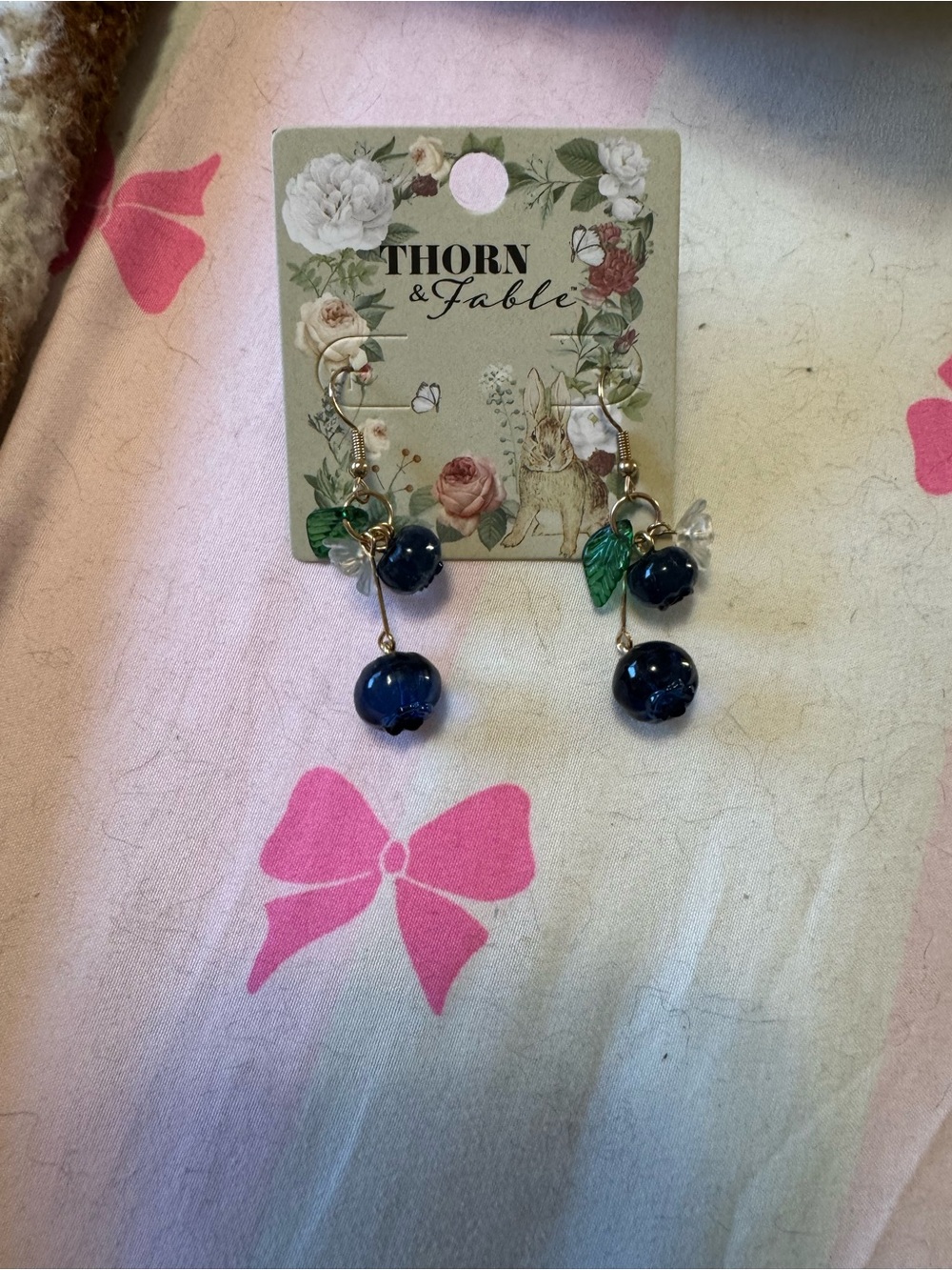 Beautiful blueberry dangle earrings!! Pretty and feminine